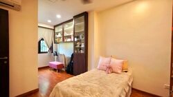 Sennett Terrace (D16), Terrace #534536601